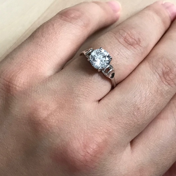 14K White Gold Polished Sawarovski Stone Ring - Picture 6 of 8